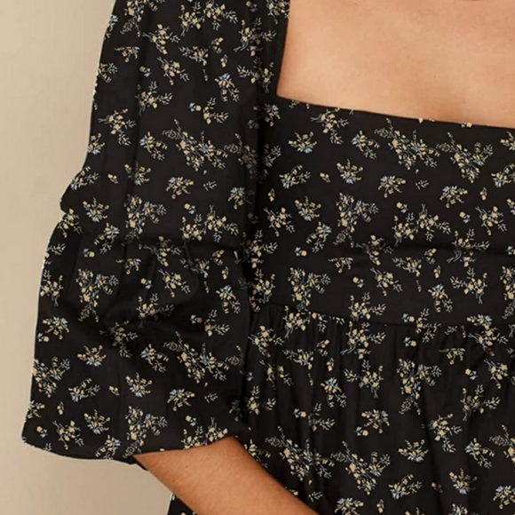 🆕⭐ Boho black floral smocked mini dress - Picture 6 of 8